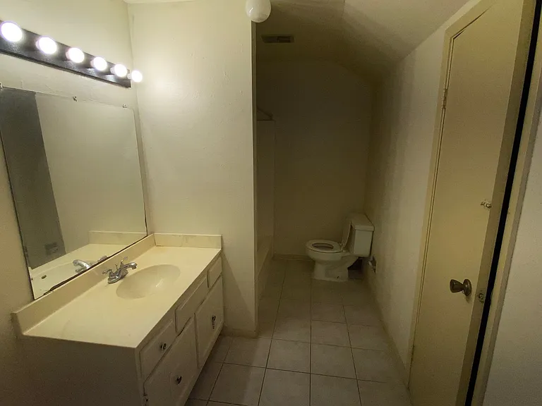 12406 Riva Ridge Ln — Photo 17