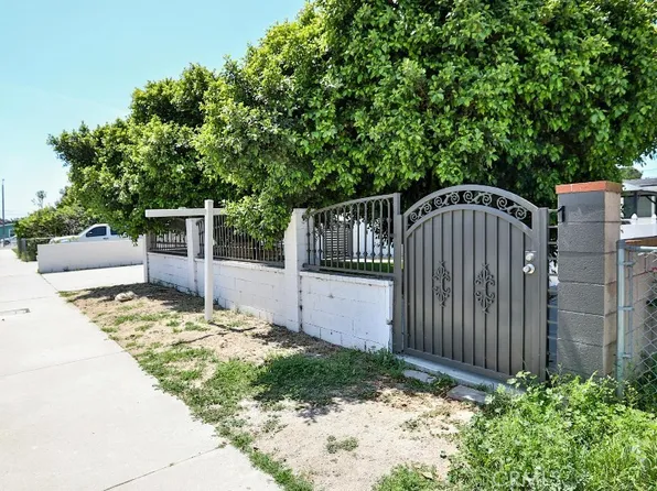 10301 Antigua St, Anaheim, CA 92804