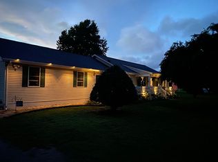 11 Blue Bird Ln, Deltaville, VA 23043