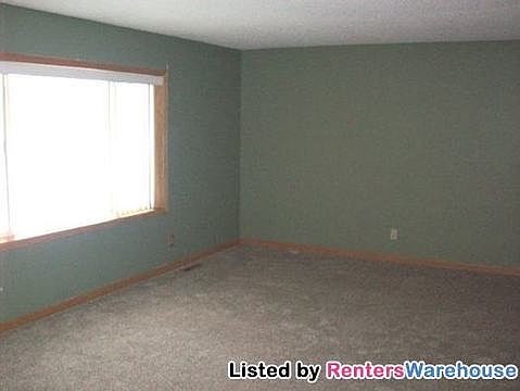 4th image of 794 125th Ln NE