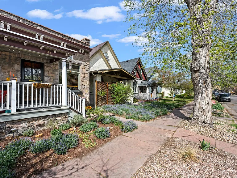 141 W Archer Pl — Photo 22