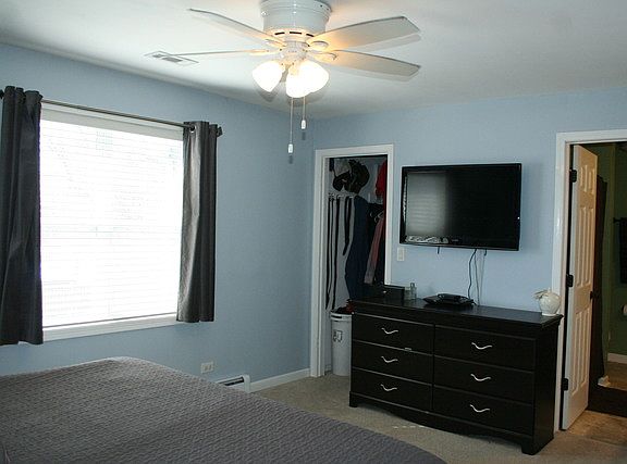5th image of 317 Richard Ct