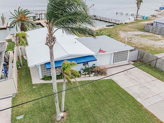 2nd image of 9744 Heckscher Dr