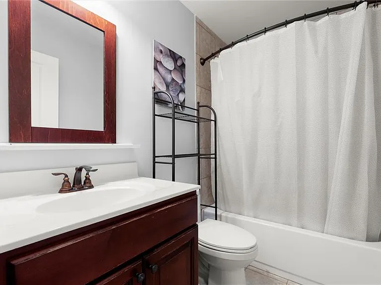 5583 Julian Pl — Photo 12