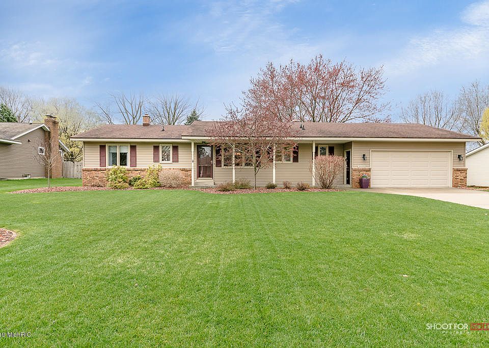 1st image of 2659 Gay Paree Dr