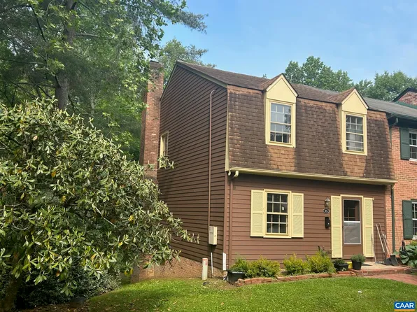95 Georgetown Grn, Charlottesville, VA 22901