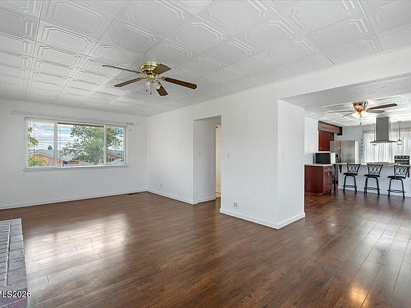 4th image of 3545 Buckhorn Way