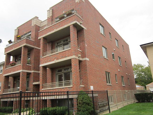 1st image of 6640 N Harlem Ave APT 3S