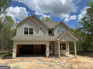 166 Country World Dr, Macon, GA 31211