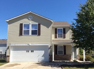 843 N Streamside Dr, Greenfield, IN 46140