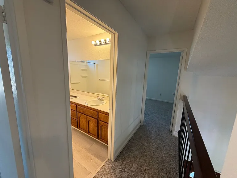 872 Shellwood Way — Photo 37