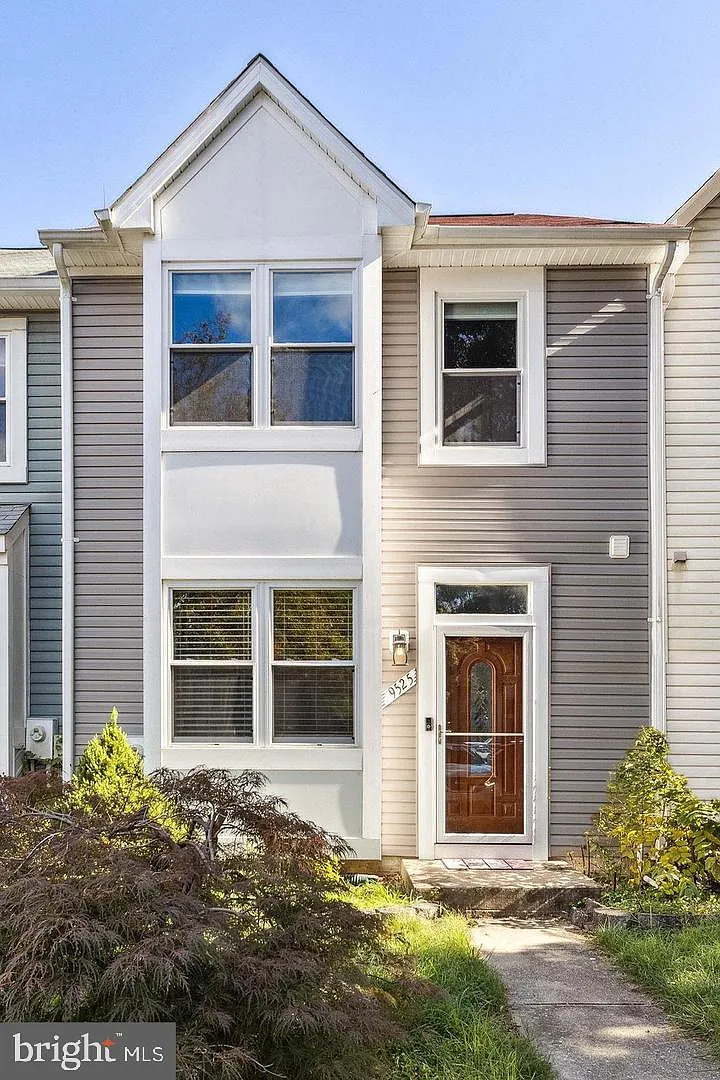 3 bed, 3.5 bath, 1542 sqft, $3,100 — Photo 1