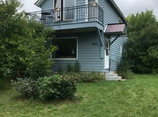 217 W Pine St, Washburn, WI 54891