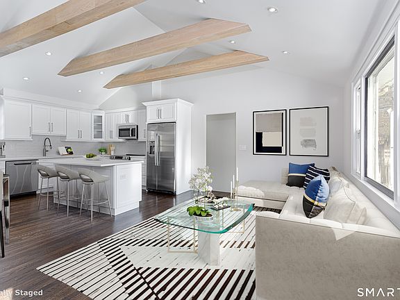 4th image of 338 Stevenson Road