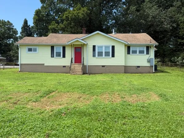 1425 Geer Hwy, Travelers Rest, SC 29690