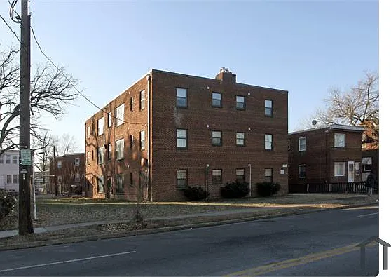 2 bed, $1,695 — Photo 1
