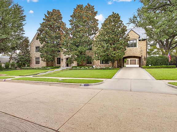 3rd image of 1600 Carleton Ave