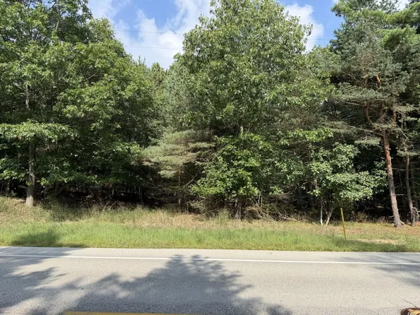 5698 Lake Harbor Rd, Muskegon, MI 49441