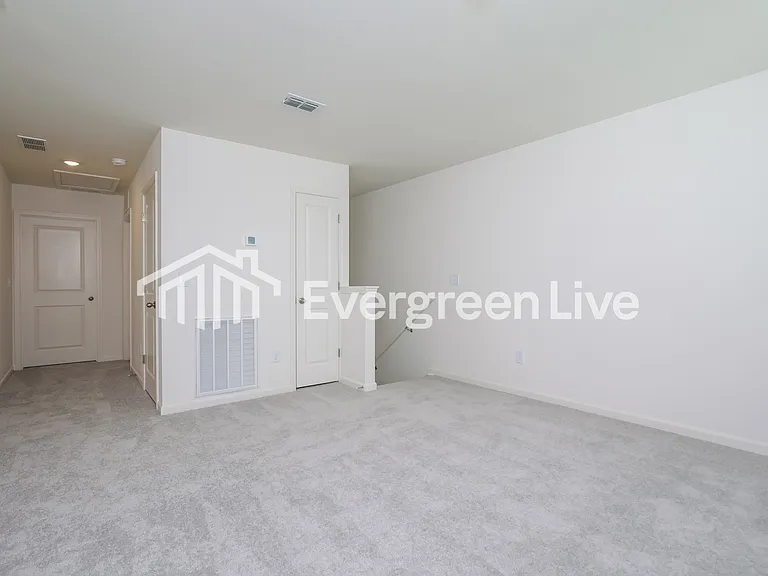608 Berkeley Glen Rd — Photo 7