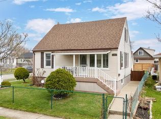 748 Alexander St, Sarnia, ON N7T 5G8