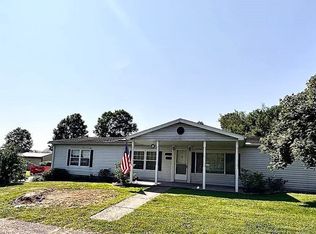 1795 Cleveland St, Stockport, OH 43787