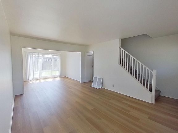 3rd image of 8482 Portulaca Way