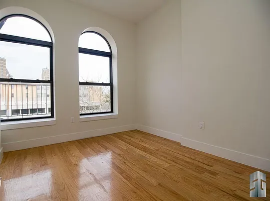 Rented by Skyline Group Real Estate | media 36