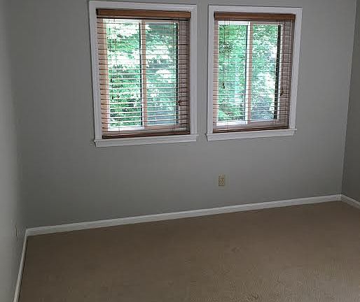 5th image of 51 Lake Dr APT N5