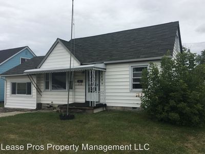 25630 Dodge St, Roseville, MI, 48066