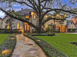 5407 Pine St, Bellaire, TX 77401