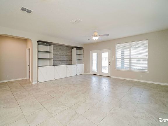 5th image of 4711 Montrose Wood