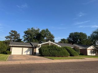 1205 Terrace Ave, Liberal, KS 67901
