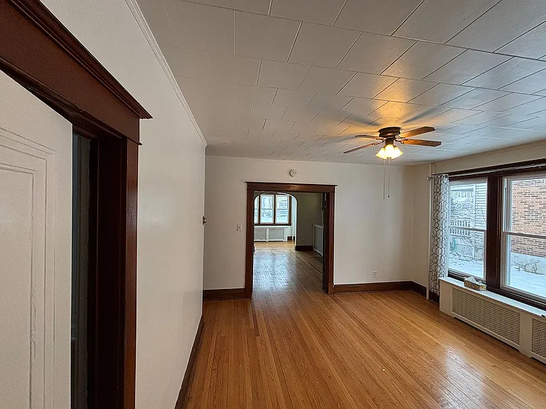 17 Glenwood St #2 — Photo 5