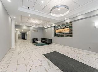 276 King St W #208, Kitchener, ON
