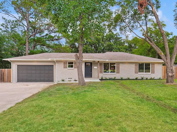 436 Harn Dr, Lewisville, TX 75057