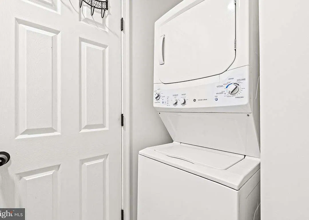 1 bed, $1,950 — Photo 4