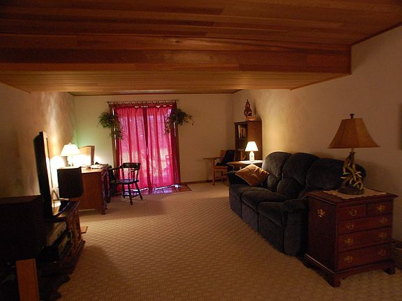 Lower level family room with walk-out
