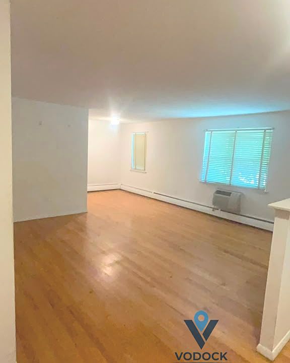 1st image of 18 Vernon St APT B5