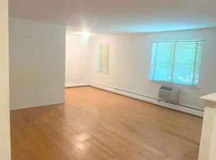 18 Vernon St APT B5, Hartford, CT 06106