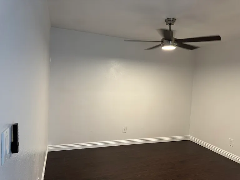 847 W Gage Ave #1 — Photo 12