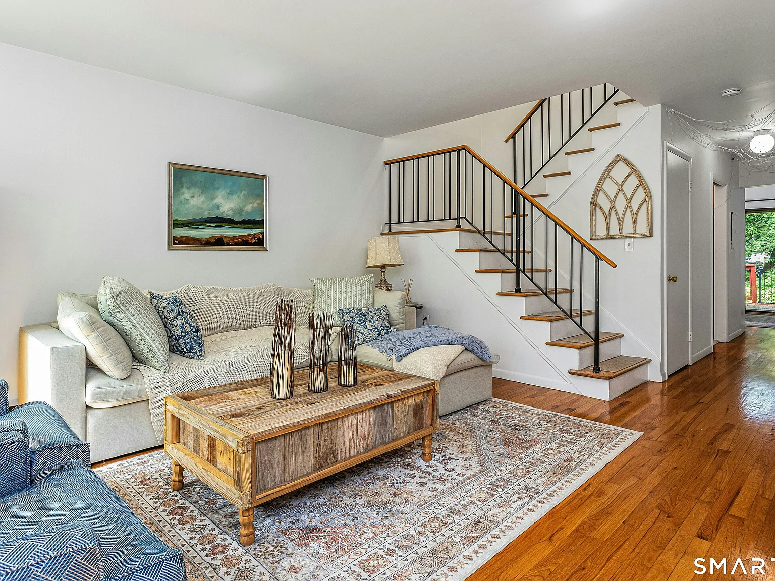 2 bed, 1.5 bath, 1260 sqft, $3,100 — Photo 2