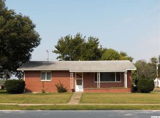 311 N Worrell, Bowen, IL 62316