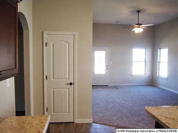5th image of 7896 Silverbell St