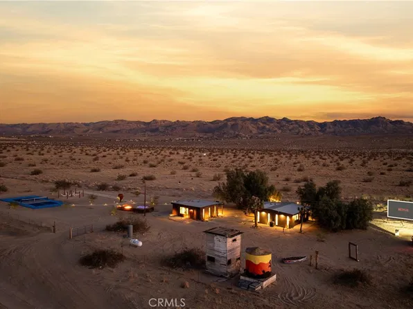 5725 Sunfair Rd, Joshua Tree, CA 92252