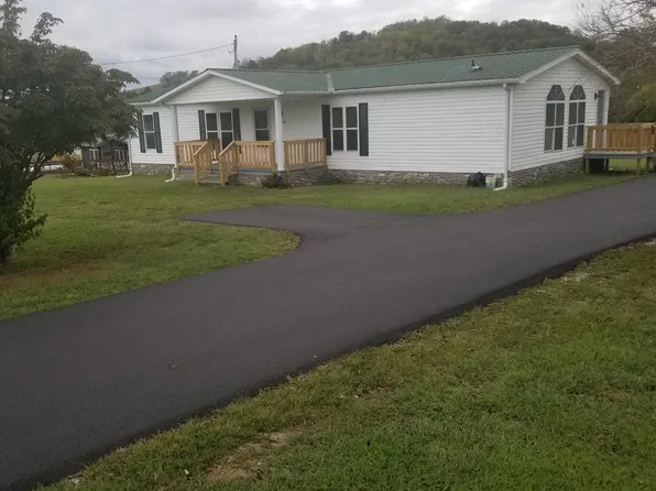 5118 New Harmony Rd, Hartsville, TN 37074