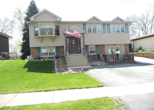 1st image of 7647 162nd St