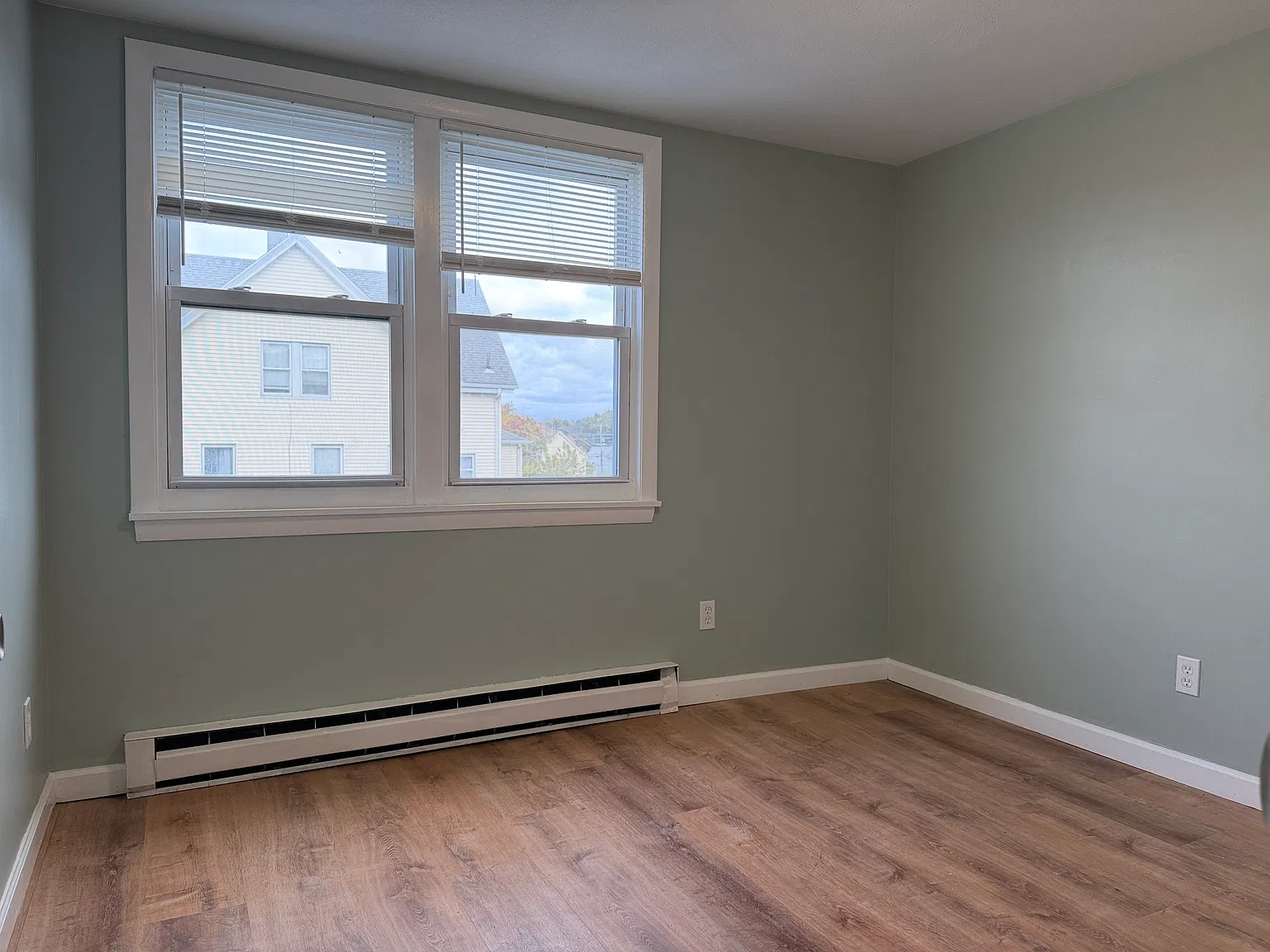 1 bed, $1,300 — Photo 3