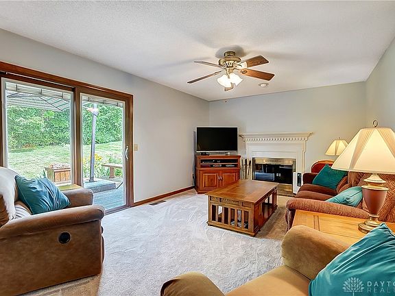 4th image of 7634 Newkirk Dr