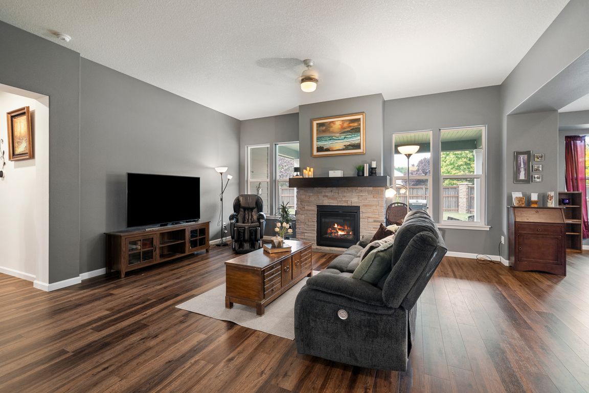 next background image