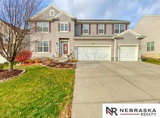 9002 N 157th St, Bennington, NE 68007